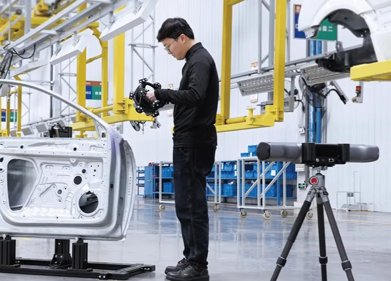 Портативная система 3D сканирования ScanTech NimbleTrack-C Wireless