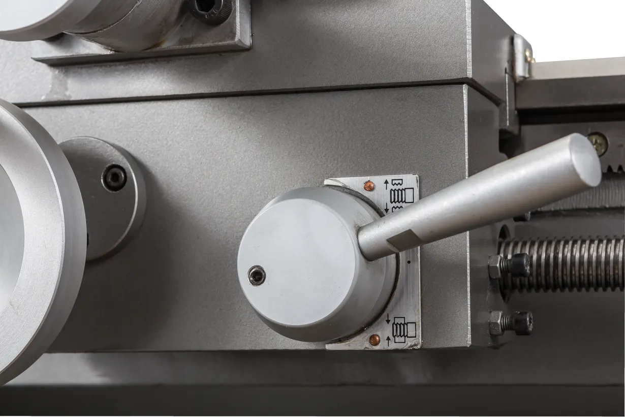 Настольный токарный станок по металлу JET BD-10VS