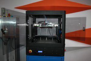 3D принтер DFKit DF-Print (с тумбой и колпаком)