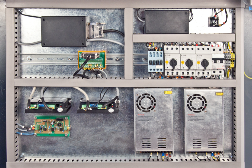 Токарный станок с ЧПУ Optimum TU2506 CNC 380V